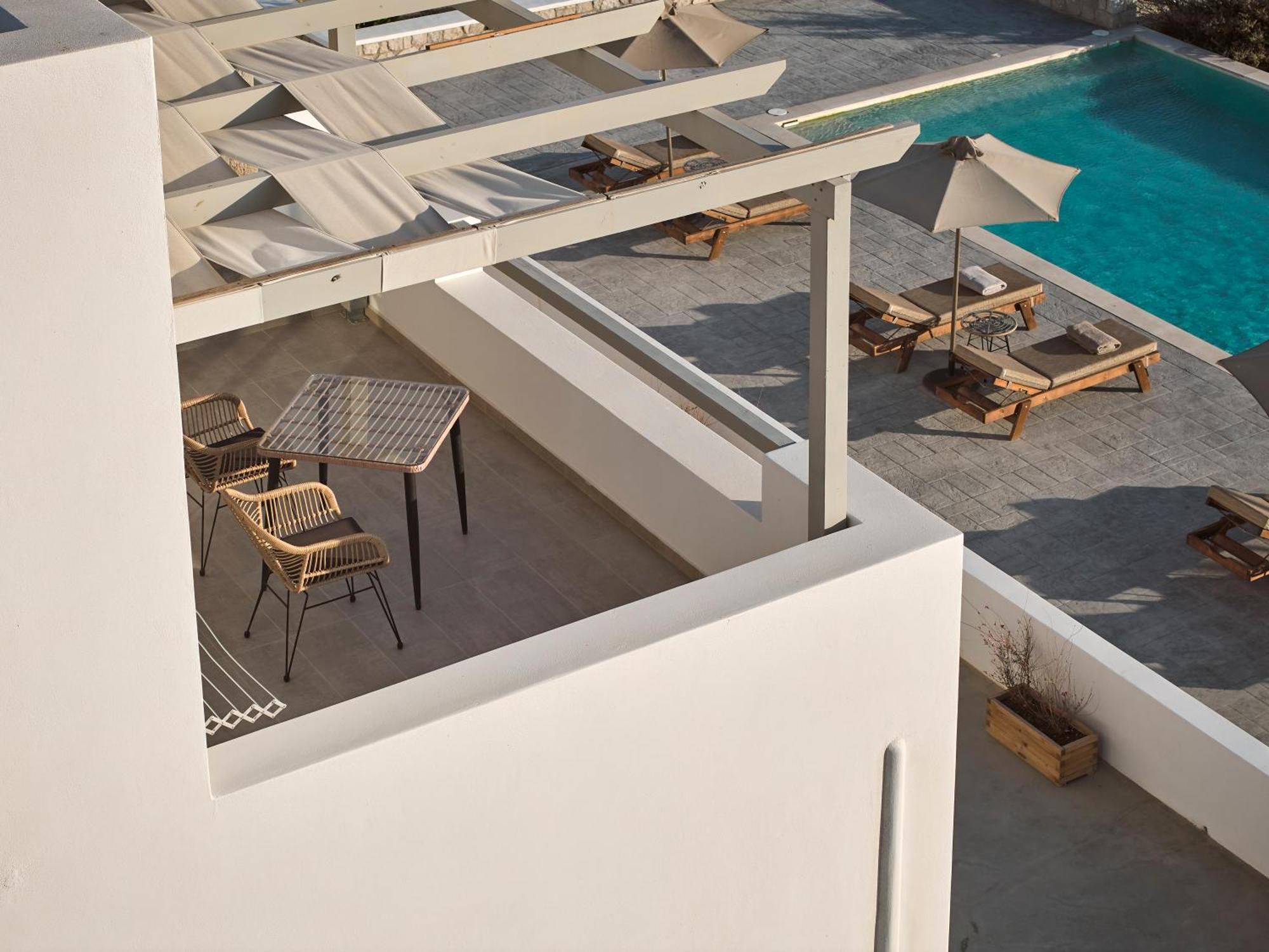 Kedros Milos Suites 阿达玛斯 外观 照片