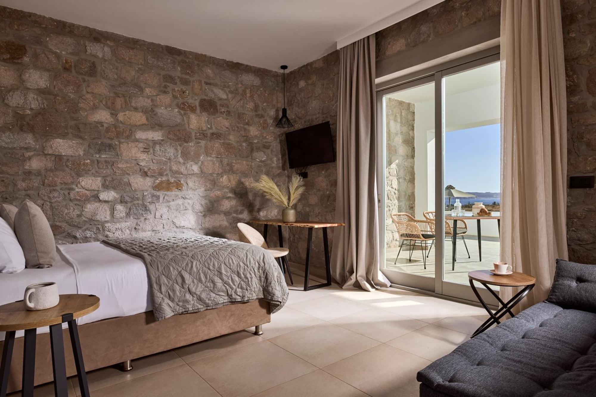 Kedros Milos Suites 阿达玛斯 外观 照片