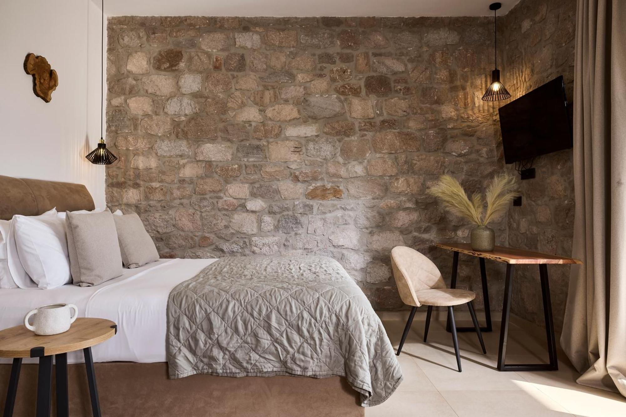 Kedros Milos Suites 阿达玛斯 外观 照片